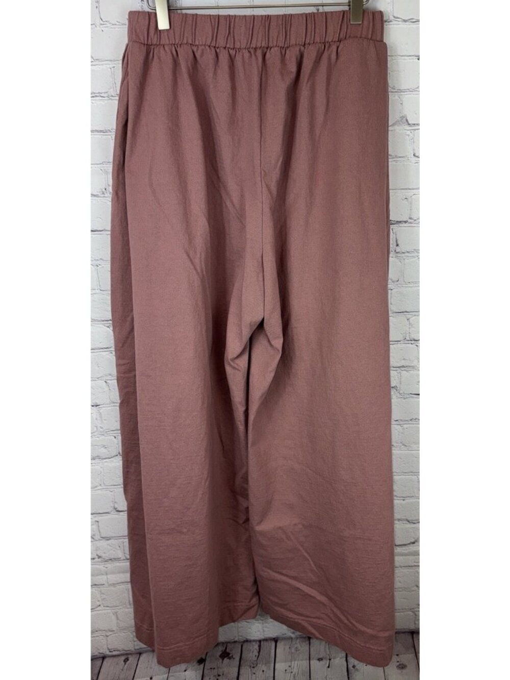 FREE PEOPLE BEACH Mauve Wide Leg Knit Lounge Pants Boho Fit Pockets Size Medium - Picture 6 of 7